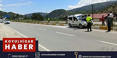 D-100 KARAYOLU'NDA MADDİ HASARLI KAZA MEYDANA GELDİ