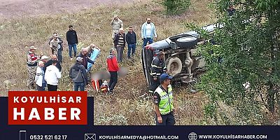 MESUDİYE2DE ARAÇ TARLAYA UÇTU : 1 ÖLÜ 1 YARALI